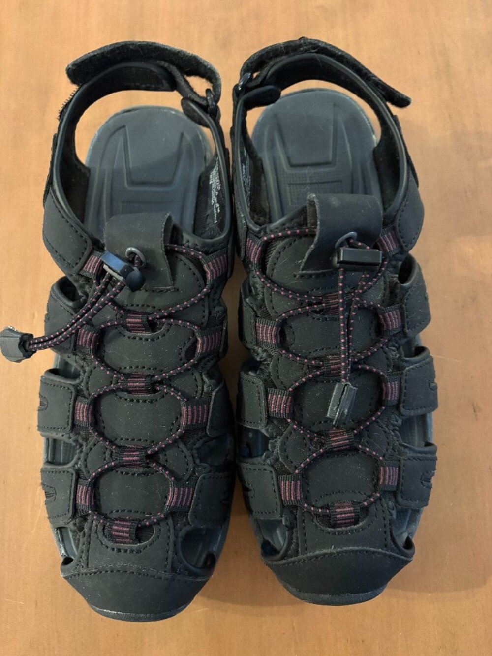 NWOT BASS Coral Women's Outdoor Water Sandal 8M